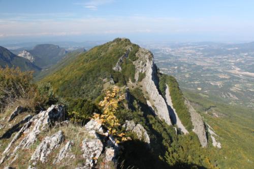 a view from the top of a mountain at Le Clos de l'Ambre in Divajeu