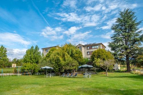 Hotel Mirador, Lles – Updated 2022 Prices
