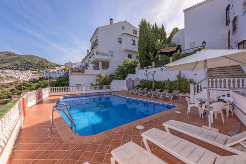 Gallery image of Apartamentos Rosamarina in Frigiliana