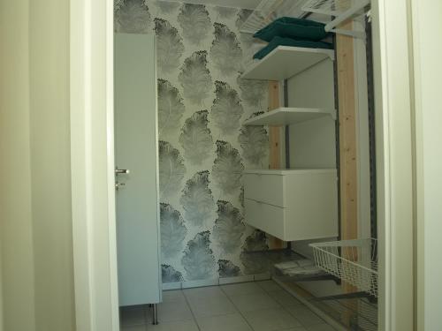 Bilik mandi di appartement marléne