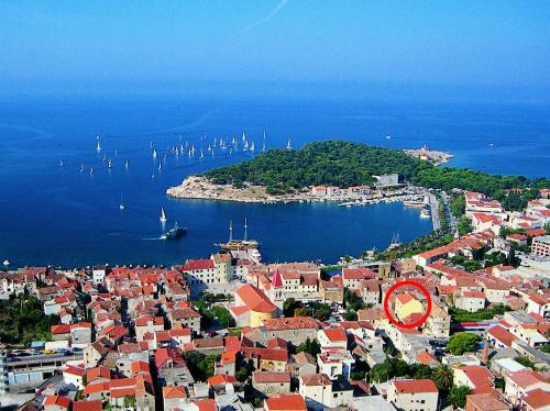 Gallery image of Old town studio apartments in Makarska