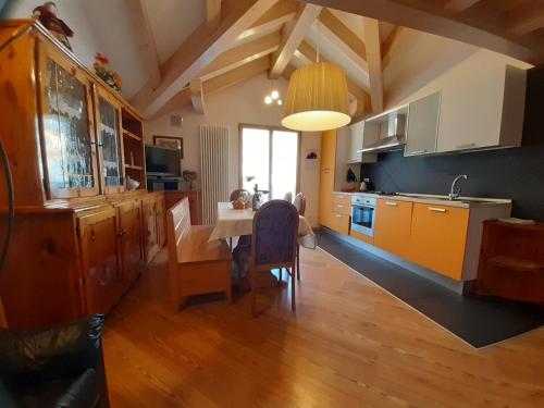 Η κουζίνα ή μικρή κουζίνα στο Cortalta Mountain Lodge