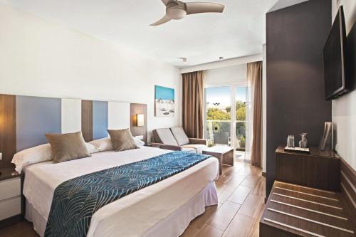 Postelja oz. postelje v sobi nastanitve Hotel Riu Festival