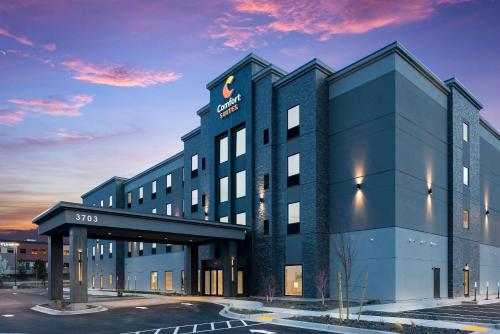 a rendering of the front of a hotel at Comfort Suites Kennewick at Southridge in Kennewick