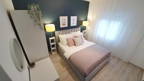 Seaview Apartment with Balcony and Terrace Barac