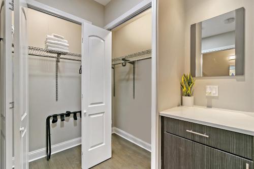 a bathroom with a shower and a sink at Best Studio Apt in Chicago close to Boystown - Oakdale 204 rep in Chicago