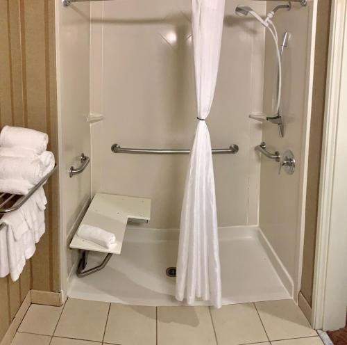 Imagen de la galería de Country Inn & Suites by Radisson, Potomac Mills Woodbridge, VA, en Woodbridge