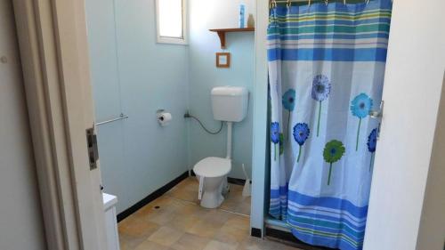 Cottage 51 - Topspot Cottages tesisinde bir banyo
