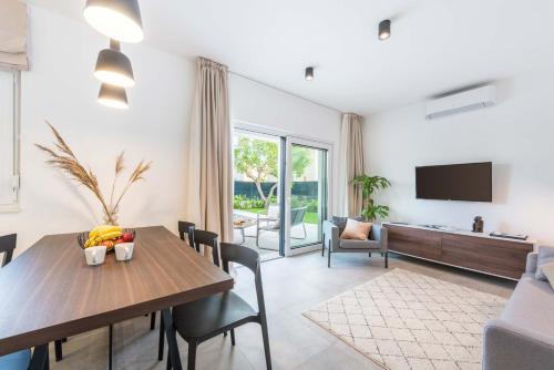 Villa Auni Perla - Heated Pool - Rooftop - Seaview - Beach