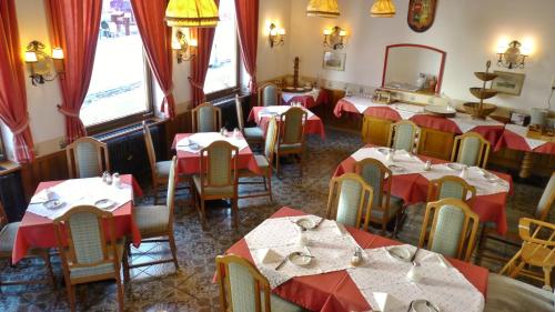 Restaurace v ubytování Hotel Hohenstauffen