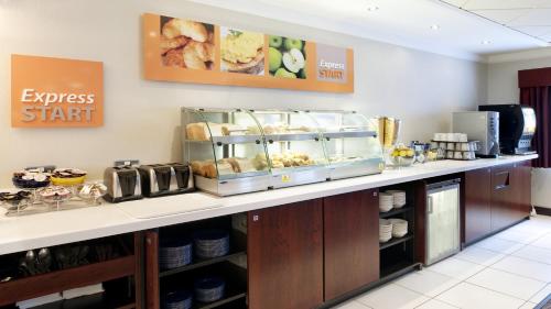 Παροχές για τσάι/καφέ στο Holiday Inn Express Glenrothes by IHG