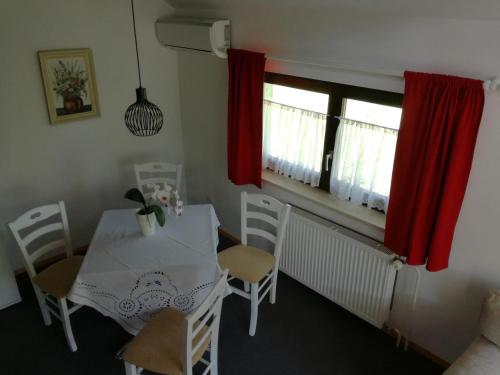Fotografie z fotogalerie ubytování Apartment Fon v destinaci Blejska Dobrava