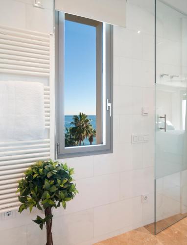 Kronos on the Beach Attic Suite photo 23