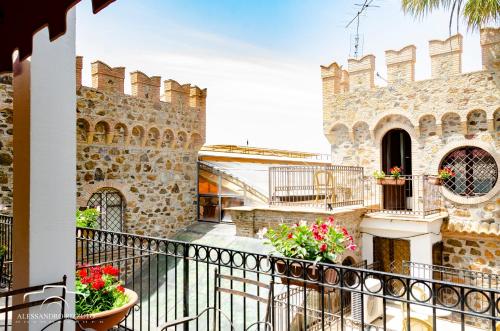 En balkon eller terrasse på Residenza L'Antico Borgo Hotel