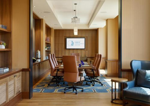 Luskin Hotel Image