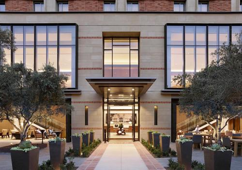 Luskin Hotel Image