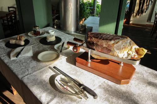 Jídlo v penzionu – hostince nebo okolí