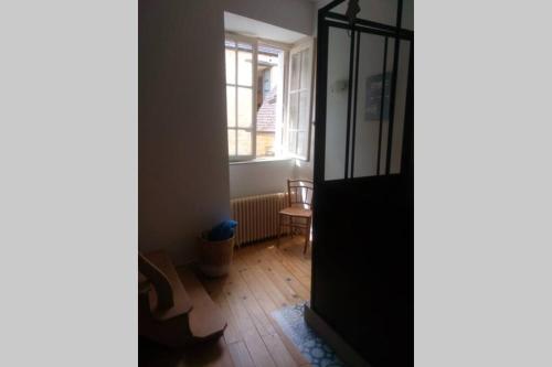 Ένα μπάνιο στο Maisonnette au Cœur de la cité Médiévale.