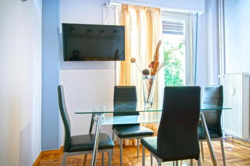 Cozy Flat in Heart of Acropolis