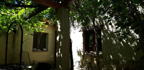 an outside view of a house with a window at Pozolico Hotel Rural in Urueña