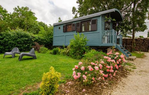 Gallery image of La Roulotte de La Villa des Chouettes in Maisons-lès-Chaource