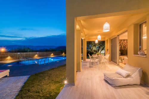 Πισίνα στο ή κοντά στο Kaletzia villas