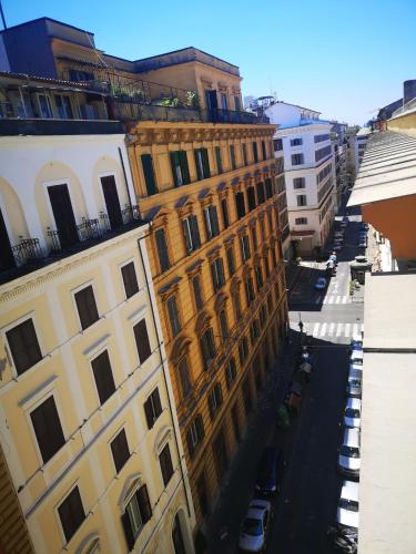 an overhead view of a city street with buildings at Rome Travellers Hotel in Rome