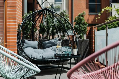 Harmo Old Town with Spacious Sunny Terrace