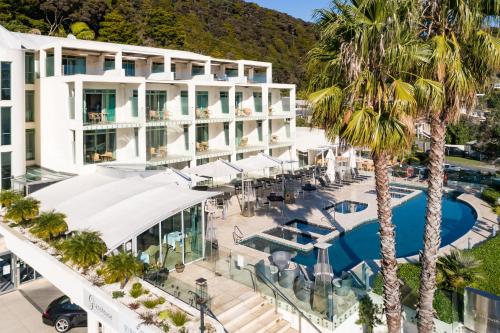 Pogled na bazen u objektu Paihia Beach Resort & Spa Hotel ili u blizini