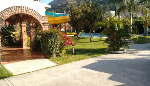 Φωτογραφία από το άλμπουμ του AGUA TURQUESA - TOTOLAPAN MORELOS σε Totolapan