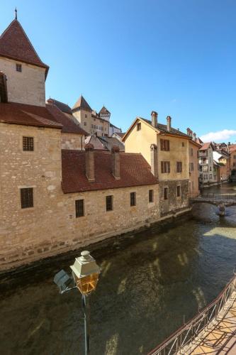 L'Appart' du 10 - T3 4 downtown Annecy with canal view