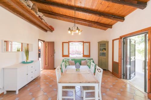 Foto Villa Plemmyria 3