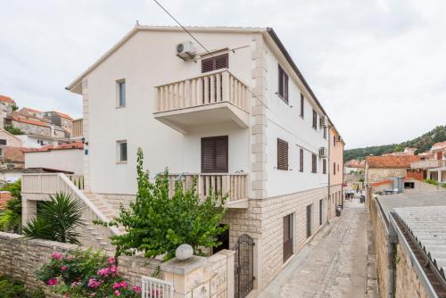 Imagen de la galería de Historic center Hvar town- a few steps from the main square, en Hvar