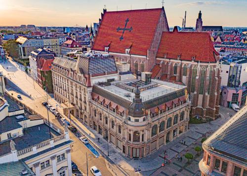 Linna Wrocław üldine vaade või majutusasutusest Hotel Monopol pildistatud vaade