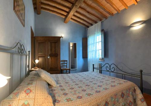 Ліжко або ліжка в номері Villa Ledonia
