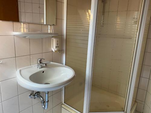 
A bathroom at Hotel Seemeile

