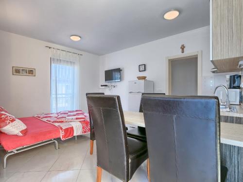 Apartment Villa Alpa-5 by Interhome