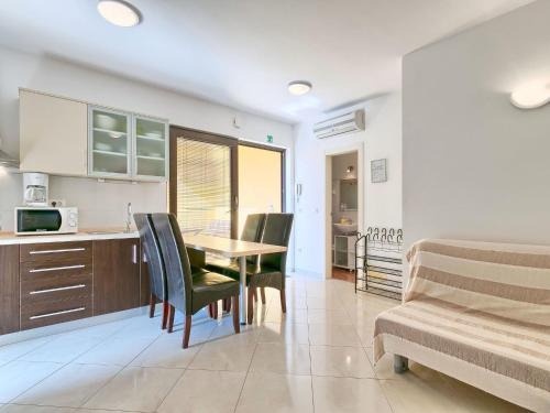 Apartment Villa Alpa-1 by Interhome