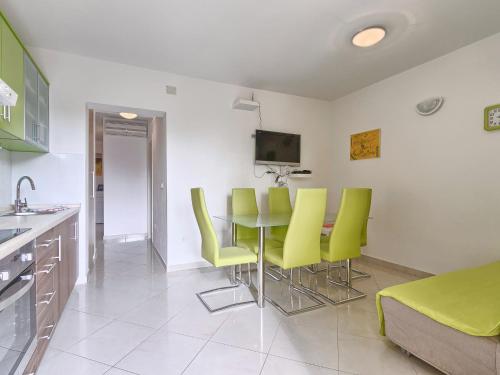 Apartment Villa Alpa-6 by Interhome