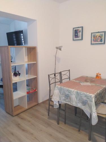 TV a/nebo společenská místnost v ubytování Apartments ZP44