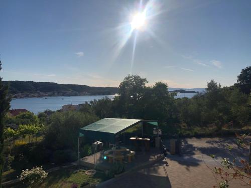 Gallery image of Apartments Fafandjel in Rab