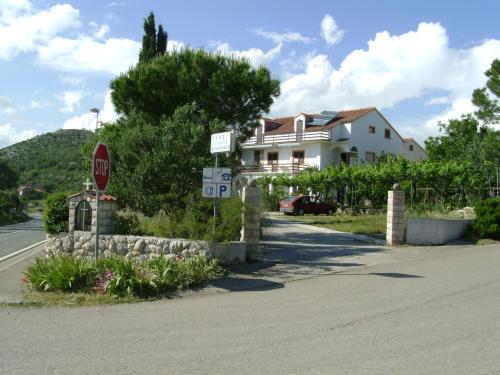 Fotografie z fotogalerie ubytování Bed&Breakfast Drage v destinaci Drage