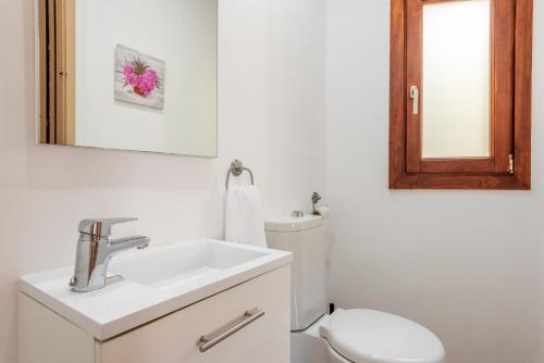 Ένα μπάνιο στο Casa Pequeña Crestatx