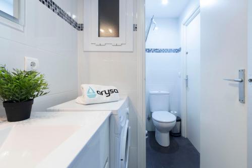 Et badeværelse på Apartamento Rodas Arysal