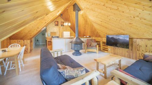 The Spruce Loft Apartment – Photos 2
