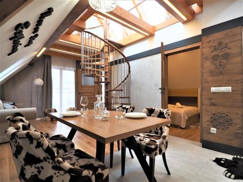 Posedenie v ubytovaní VIP Apartamenty ROYAL SPA