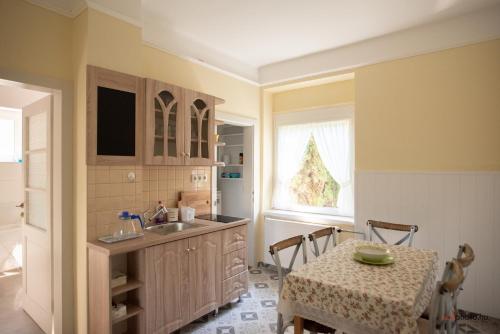 Fotografie z fotogalerie ubytování Zefír Apartments v destinaci Balatonfüred
