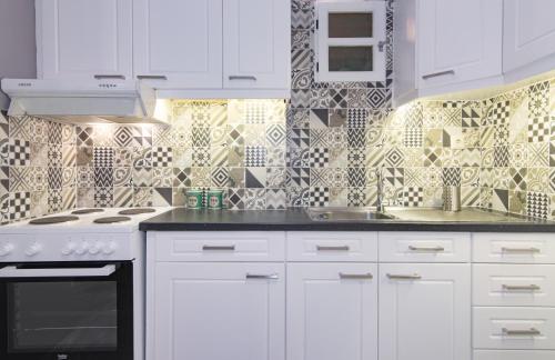Valentine's Modern Apartment