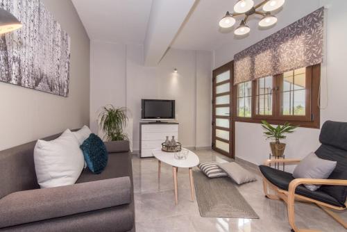 Valentine's Modern Apartment