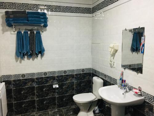 Ένα μπάνιο στο Cinzano Complex